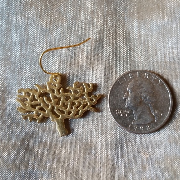 Tree Earrings - Picture 3 of 3